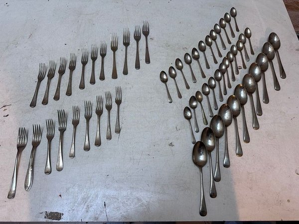 Lote de Cucharas y Tenedores de Acero Inoxidable - imagen 1