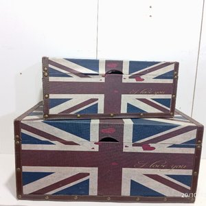 Lote siguiente: Set de 2 Baúles Organizadores Decorativos Estilo Reino Unido