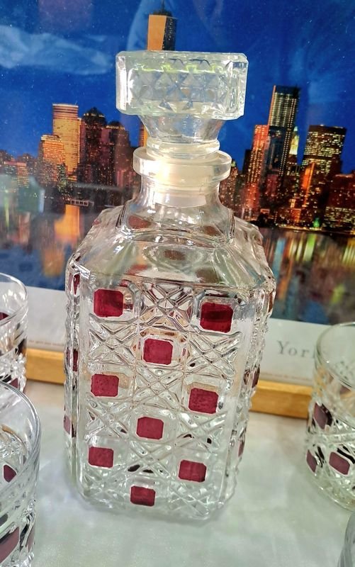 Juego de Whisky Frances en Vidrio Transparente con Patron en Cuadrados - imagen 3