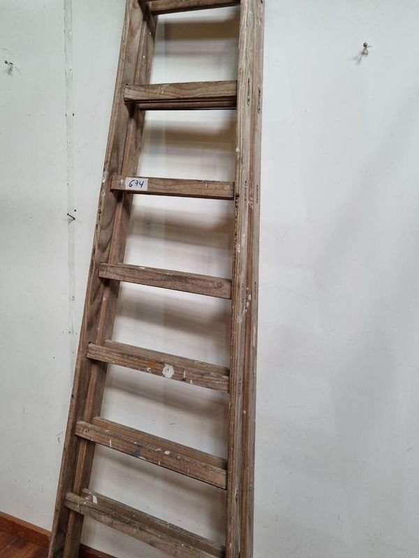 Item 873422 - Image 1