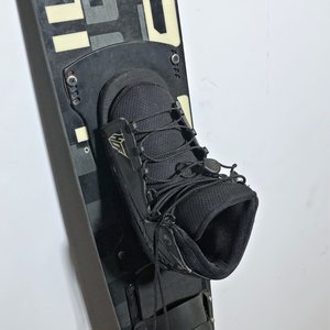 Tabla de Esquí Acuático con Bota Ajustable - imagen 3