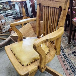 Sillón de Escritorio Antiguo de Roble Macizo Restaurado - imagen 5