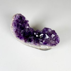 Piedra amatista con base 18 x 12 altura - imagen 3