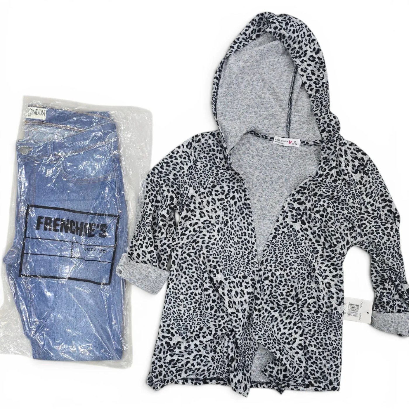 Conjunto Nena Talle 10: Jean Frenchie's y Cardigan Animal Print con Capucha