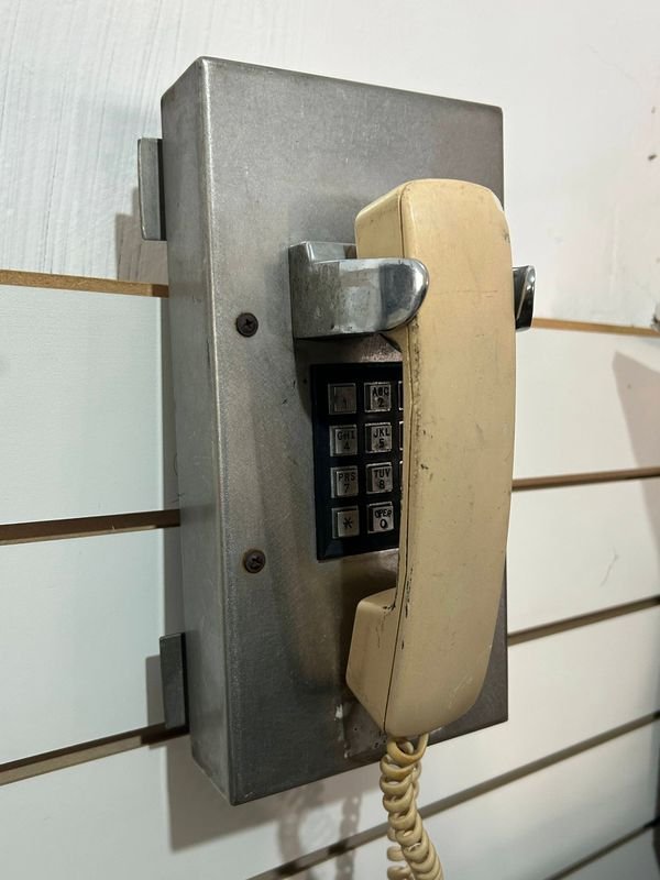 Teléfono Antiguo de Pared con Discado y Portero Eléctrico