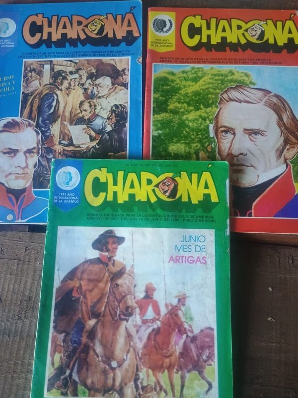 Lote anterior: Libros antiguos de la serie Charona