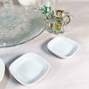 Lote de 15 piezas: Plato decorativo, vasos para tequila, porta velas y copetineros - imagen 3