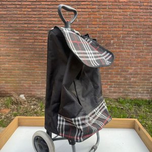 Lote anterior: Carrito de Compras Plegable con Diseño Cuadros