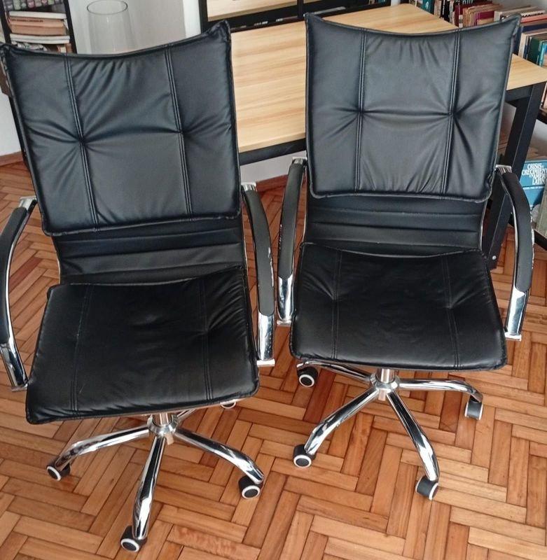 Sillas de oficina en cuero negro - imagen 3