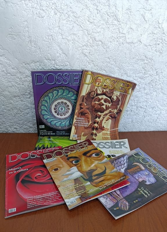 Revistas DOSSIER y materiales de informe