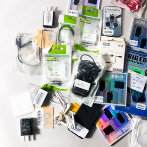 Lote de 30 Accesorios para iPhone 15: Protectores, Cargadores y Auriculares - imagen 3