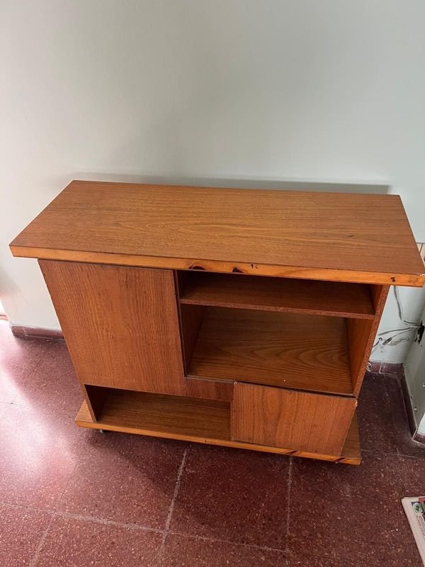 Mueble para TV en madera de excelente calidad - imagen 5