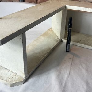 Estantería de Madera en L con Dos Niveles - imagen 2