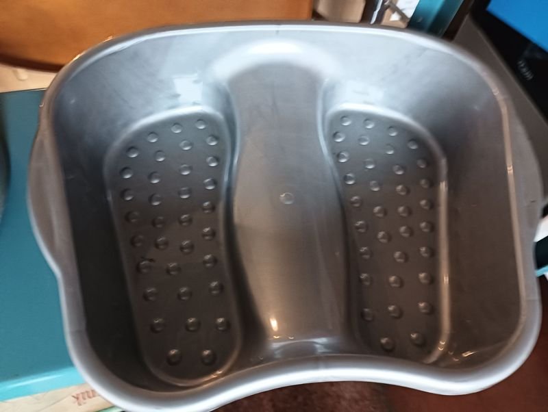 Lote anterior: Palangana para pies de metal