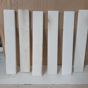 Aproximadamente 350 Guardas Rectangulares de Mármol Blanco - imagen 1