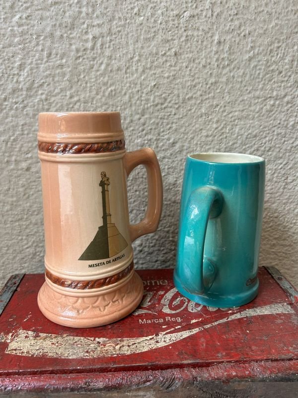 Dos jarras de la Fiesta de la Cerveza de Paysandú en buen estado - imagen 3