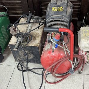 Lote anterior: Soldadora, Compresor y Generador Eléctrico