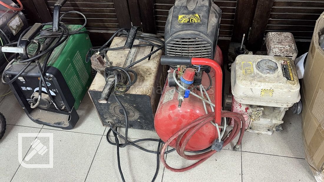 Soldadora, Compresor y Generador Eléctrico