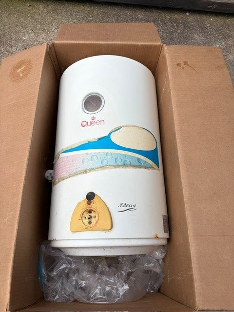 Termotanque Eléctrico Queen 3260A Funcionando