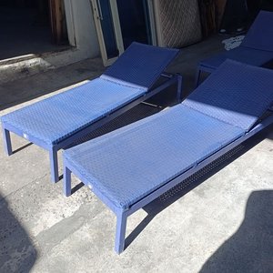 Camastros de Aluminio y Ratán Sintético Violeta con Respaldo Reclinable - imagen 2