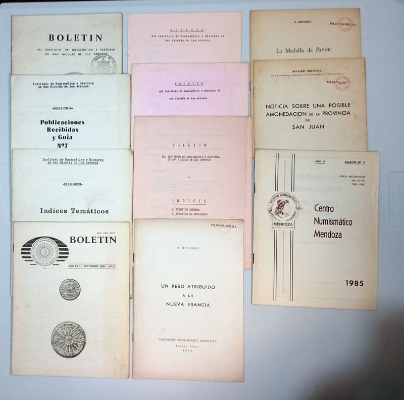 Lote de 11 Publicaciones Numismáticas Argentinas: Boletines, Índices y Monografías