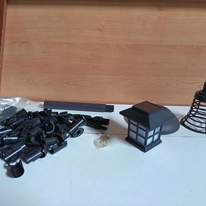 Lote siguiente: Lote de Luces Solares para Jardín y Accesorios