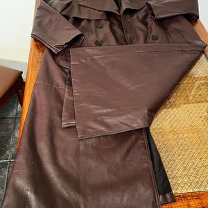 Tapado de cuerina Estilo Gabardina Bordo Talle M - imagen 6