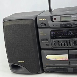 Aiwa CA-DW400 Boombox con CD y Doble Cassette - imagen 3