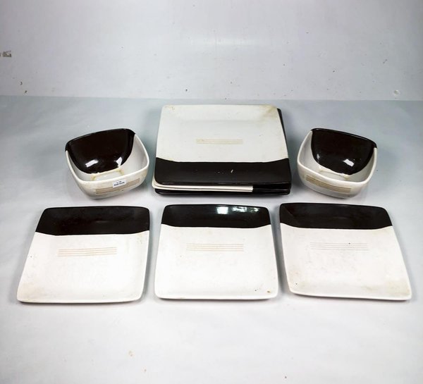 Set de 7 Piezas de Porcelana Esmaltada Blanca y Negra: Platos y Compoteras - imagen 1