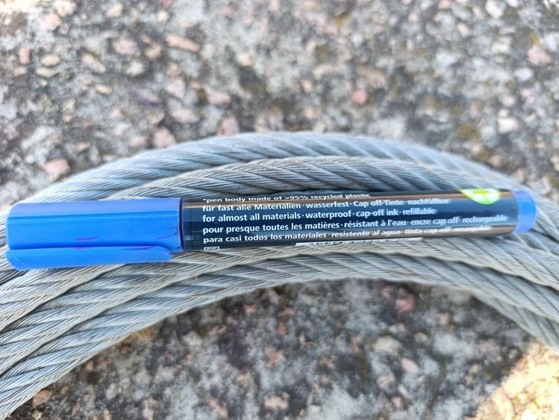 Cable de acero y gancho metálico - imagen 2