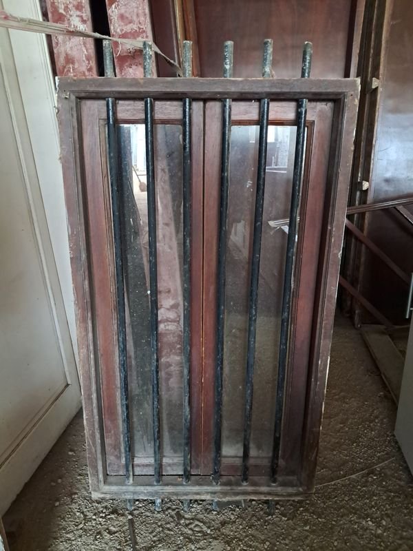 Item 882911 - Image 1