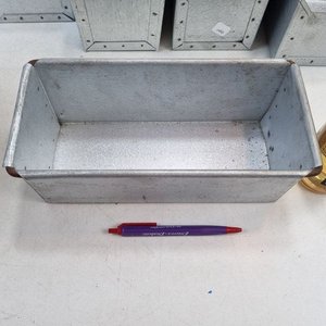 Set de 8 Moldes para Pan o Budín en Metal - imagen 11