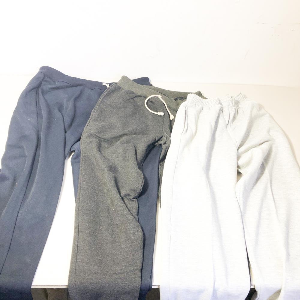 Lote de 6 Pantalones y Babuchas para Hombre
