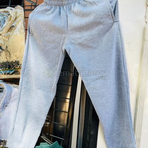 Lote anterior: Pantalón Deportivo Gris para Hombre