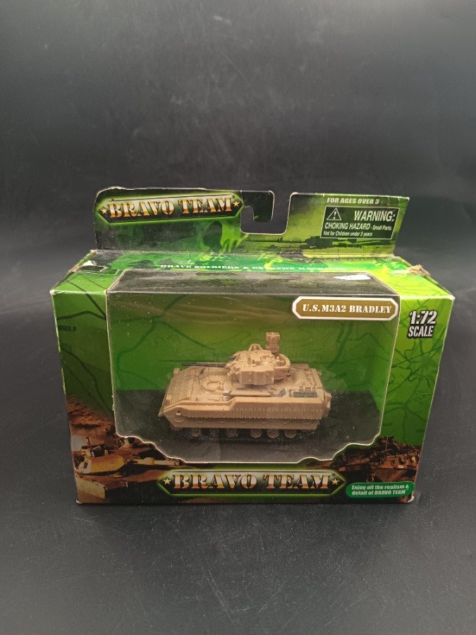 Tanque a Escala 1:72 Bravo Team U.S. M3A2 Bradley