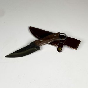 Lote anterior: Cuchillo hoja de acero 11 cm, cabo madera con vaina