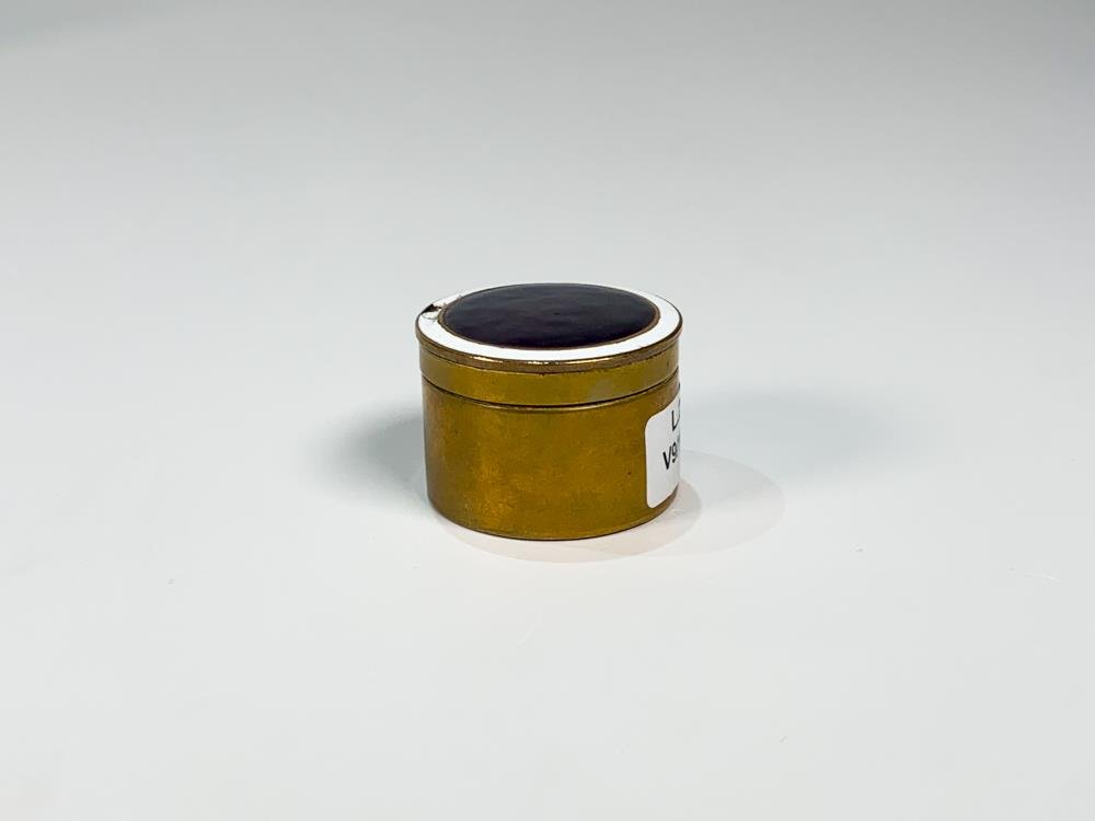 Pastillero Cilindrico de Bronce con Tapa de Esmalte Bordó