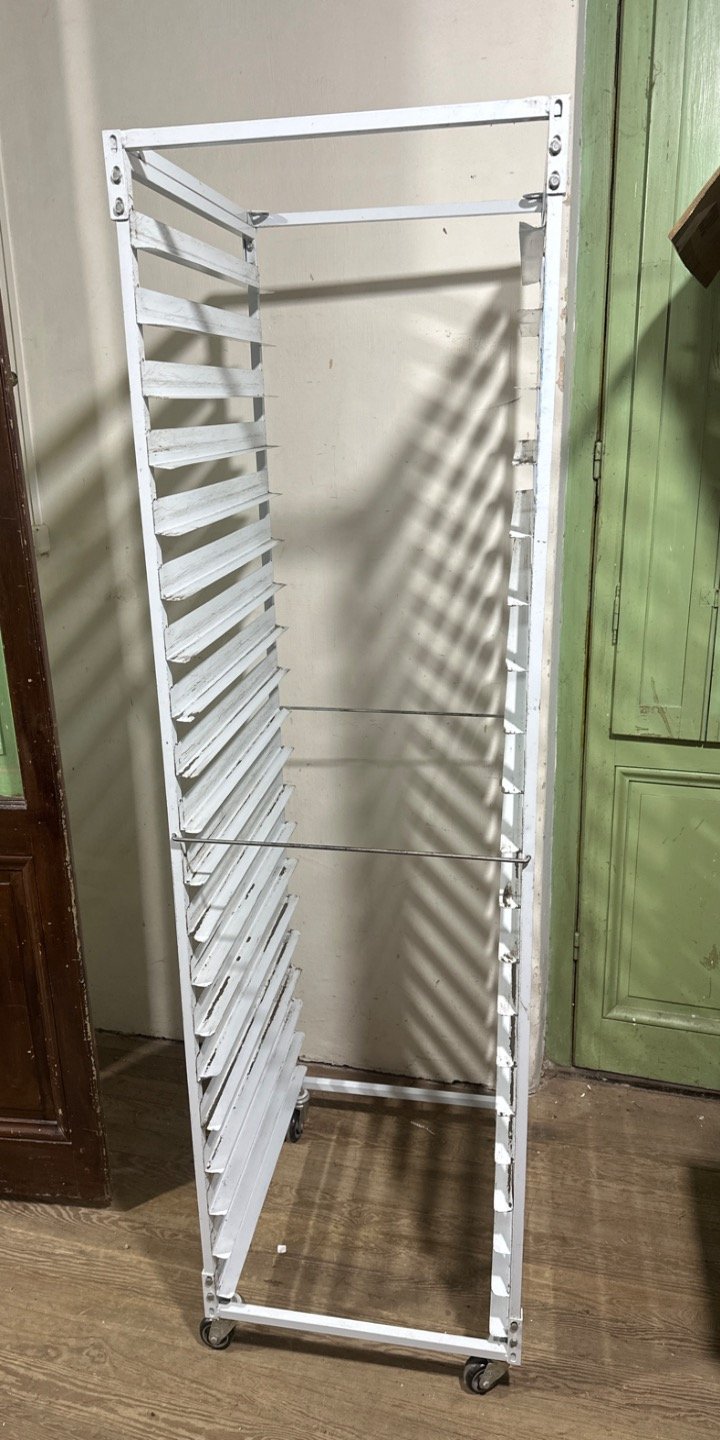 Estantería Metálica Blanca con Ruedas