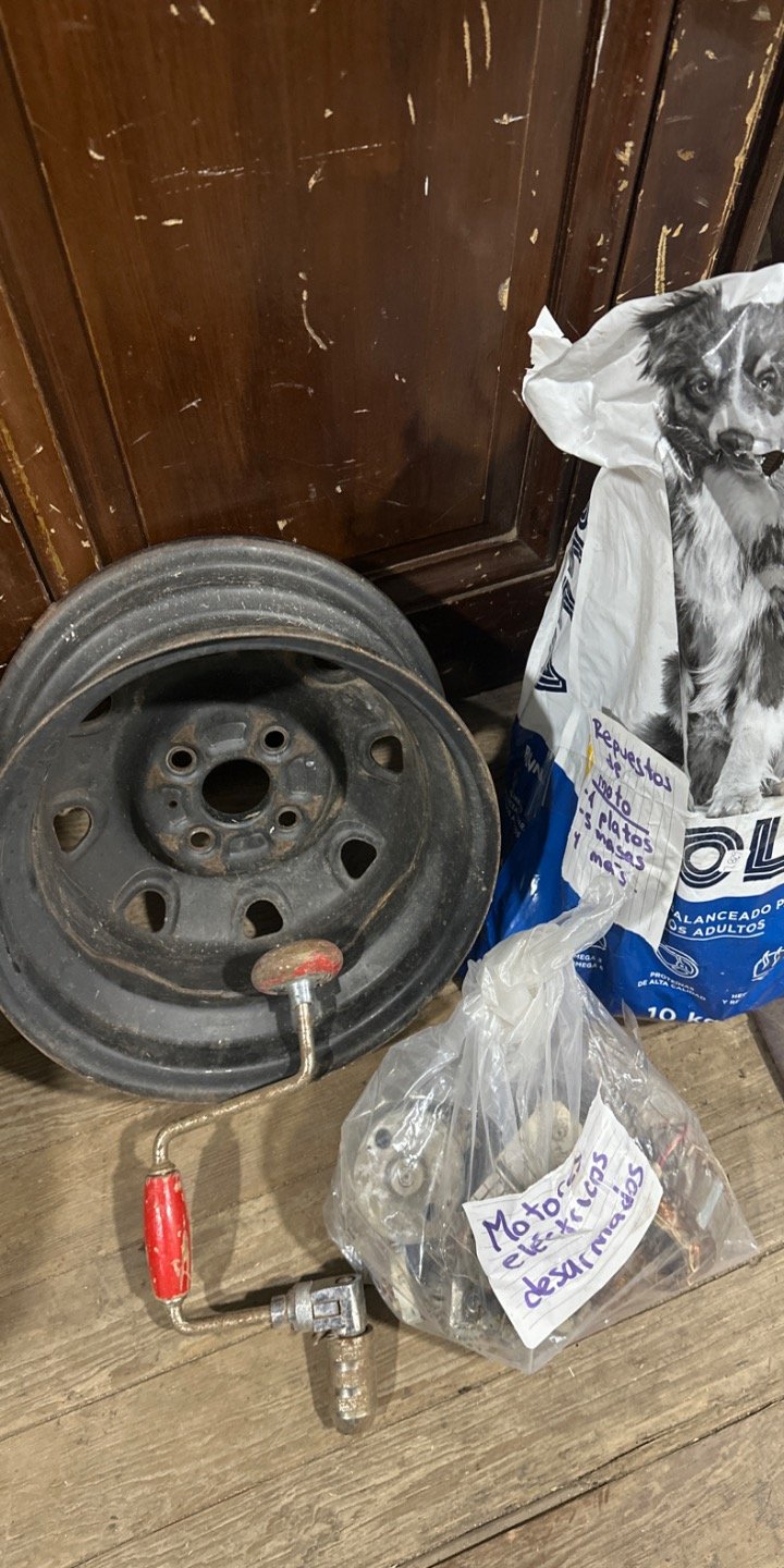 Lote de Repuestos y Accesorios Varios