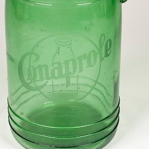 Jarra de Vidrio Verde Conaprole con Asa - Altura 25 cm - imagen 3