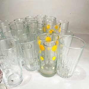 Lote de Vasos de Vidrio Variados - imagen 3