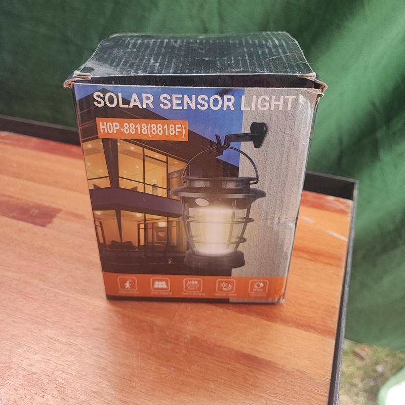 Lámpara solar con sensor - imagen 2