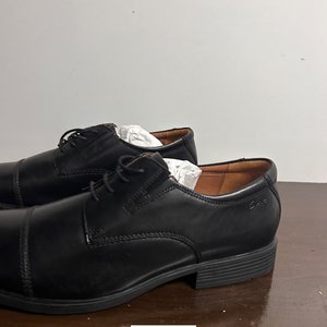 Zapatos Negros Clarks Talle 46 Nuevos - imagen 3