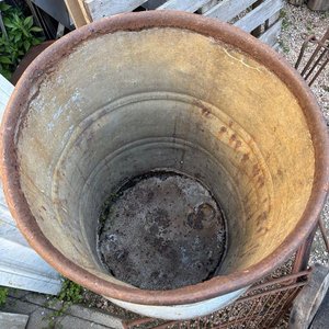 TANQUE DE HIERRO (Averiado) ,PARRILLAS, ATIZADORES, DAMAJUANA DE ANCAP, ROLDANAS, TAPA DE PILETA DE VINOS, TAMIZADORA - imagen 7