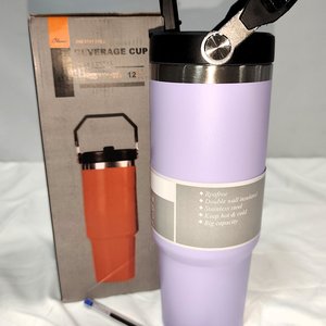 Lote anterior: Vaso Térmico de Acero Violeta 900ml con Tapa y Pico