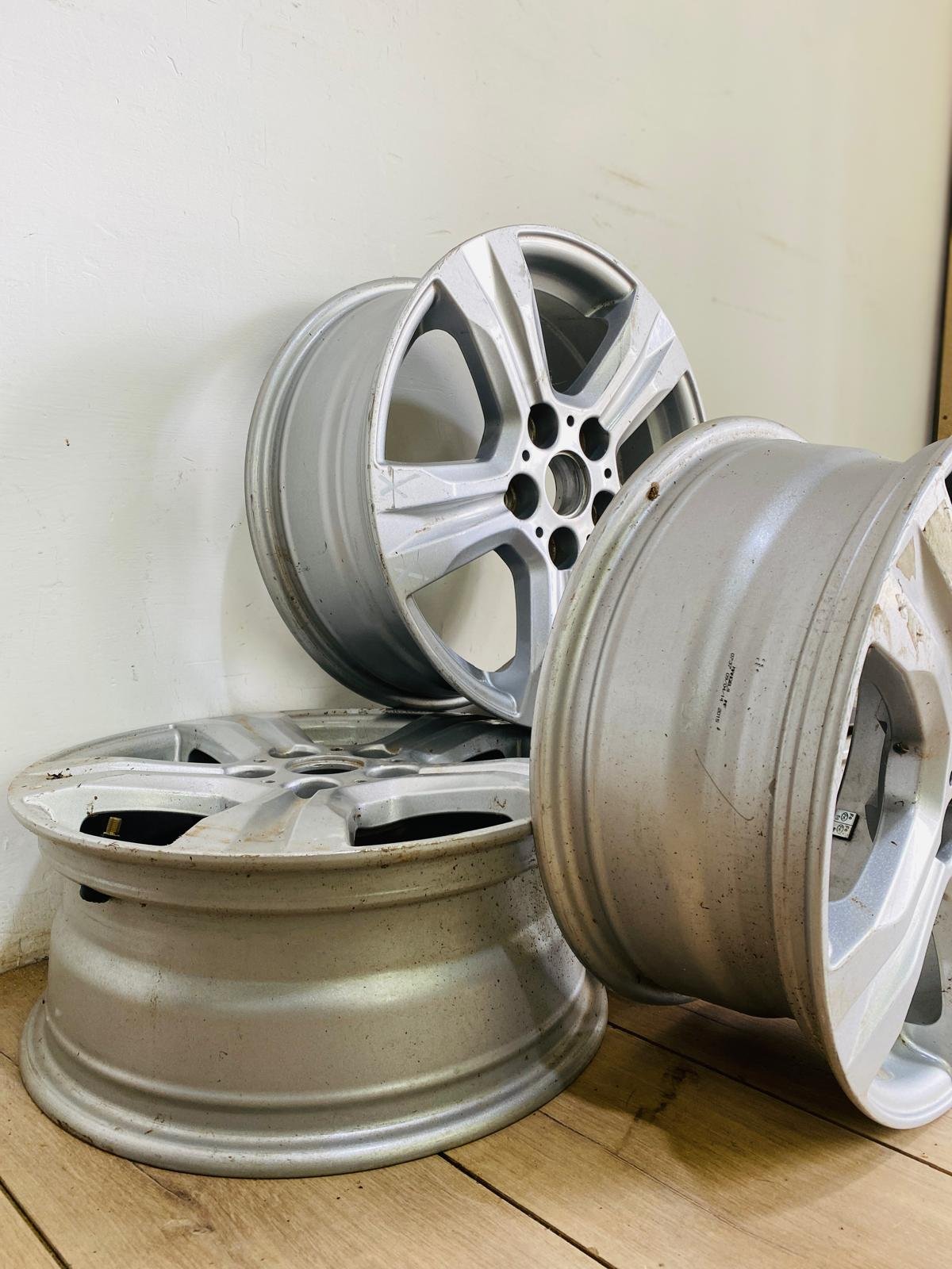 Item lote-x4-llantas-r16-2 - Image 1