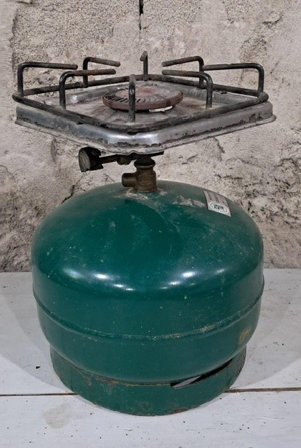 Lote siguiente: Cocinilla de Gas 3kg en Buen Estado