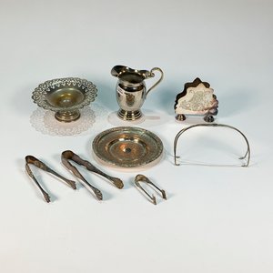 Lote siguiente: Set de 7 Piezas de Metal Vintage para Bar y Cocina