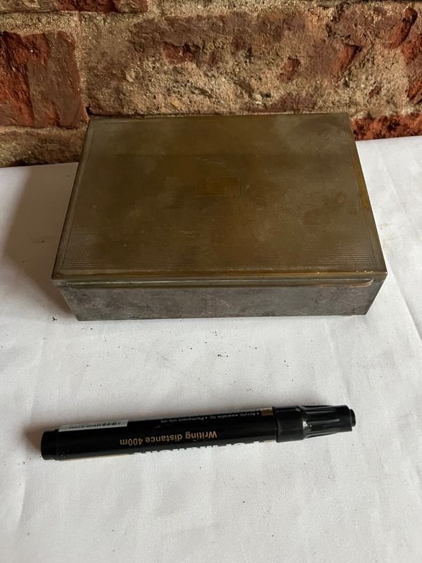 Alhajero Metálico Vintage con Tapa