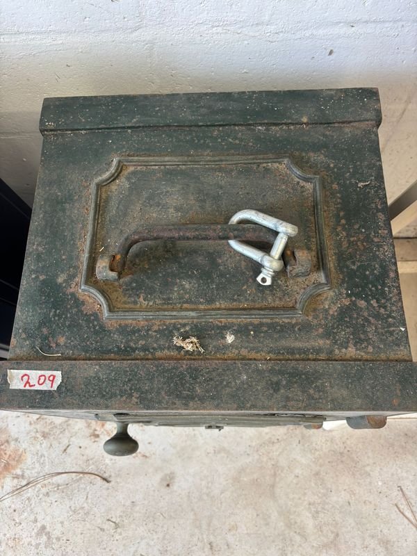 Caja fuerte y accesorios para almacenamiento - imagen 3